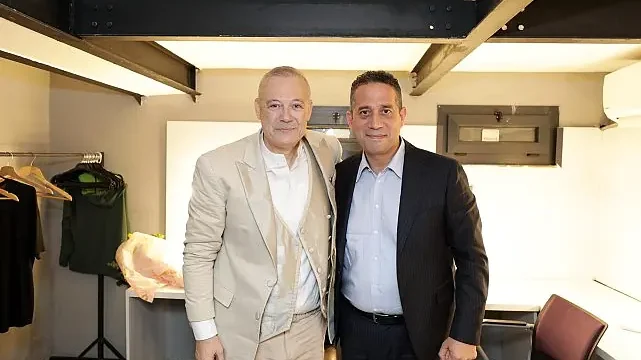 Ali Mahir Başarır ve Levent Üzümcü katılımıyla İzmir Şehir Tiyatroları’nda perde öğretmenlere özel açıldı