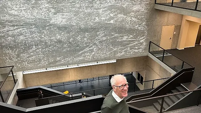 Dünyaca ünlü ses ve ışık tasarımcısı Hans Peter Kuhn ve performans sanatçısı Junko Wada üç günlük bir atölye çalışması için İstanbul’da