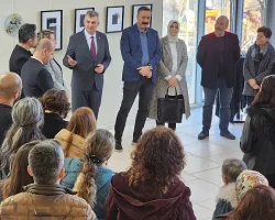 Akademisyenlerin Karma Sergisi Değirmendere Sanat Evi’nde Açıldı