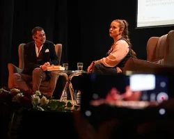 Edebiyat Söyleşileri’nde Nilüfer Açıkalın’la keyifli sohbet