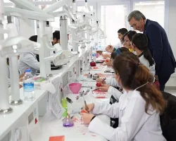 EÜ Diş Hekimliği Fakültesi Ağız ve Diş Sağlığı Hastanesi, ‘A Plus’ statüsünü sürdürdü