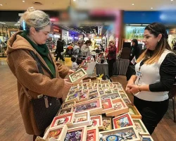 Gaziemirli kadınların el emeği ürünleri bu sergide