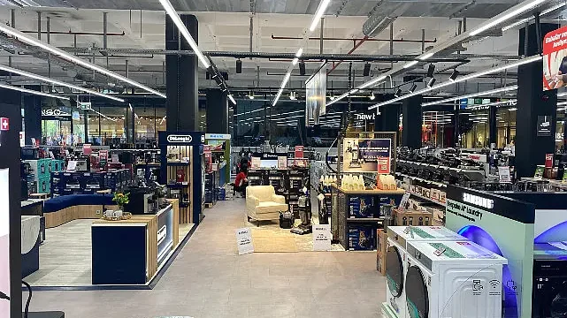 MediaMarkt tüm mağazalarını görme engelliler için daha erişilebilir hale getirdi