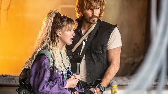 Netflix, Başrollerini Millie Bobby Brown ve Chris Pratt’in Paylaştığı Russo Kardeşler İmzalı Sanal Ülke’nin Resmi Fragmanını Paylaştı