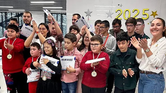 Özel çocuklar yeni yıla başarı mutluluğuyla giriyor