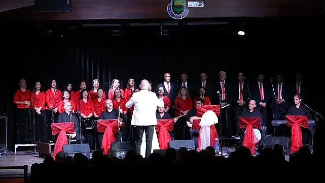 Sarıkamış Şehitleri Kahramanlık Türküleriyle Yad Edildi