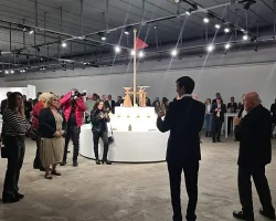 Dünyanın en ünlü kuklası İzmir’de canlandı