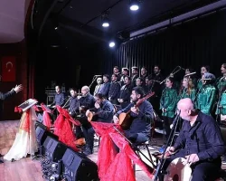 Ege Rüzgarı İnegöl’de Esti; Gençlik Korosu’ndan Muhteşem Konser