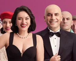 Giray Altınok ve Ezgi Mola’yı Başrollerinde Buluşturan ‘Başka Bir Sen’in Afişi Yayınlandı!