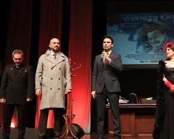 Hikmet’in Oğlu ayakta alkışlandı