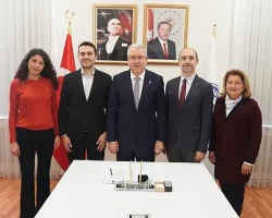 Karadut ve adaçayının, hastane kaynaklı enfeksiyona neden olan bakterilerin tedavisine etkisi araştırılacak