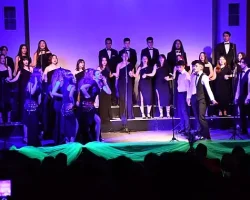 Manisa Büyükşehir Belediyesi Çok Sesli Korosu’ndan Muhteşem Konser