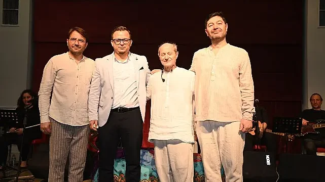 Manisa, Nazım Hikmet’i Bedreddin Oratoryosu ile Andı