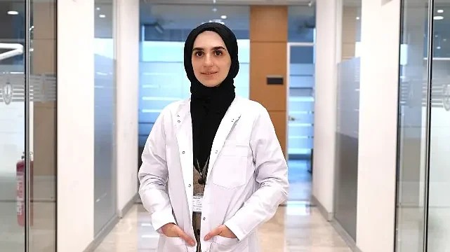 Menopoz ağız ve diş sağlığını da olumsuz etkiliyor