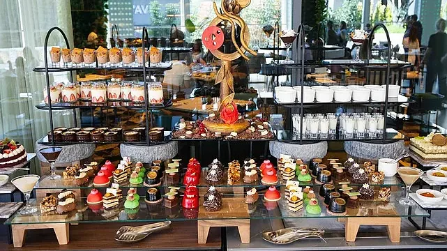 Mövenpick Hotel İstanbul Marmara Sea’den Öğrencilere Karne Hediyesi