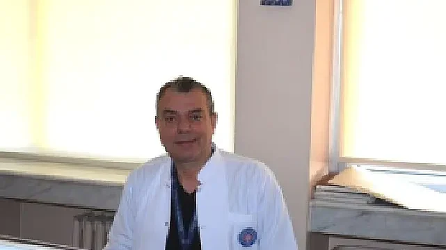 Prof. Dr. Akay, “Ağız ve diş sağlığınız için sigarayı bırakın”