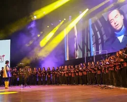 Selçuklu Belediyesi Sanat Akademisi Genç Korosu Erkin Koray Şarkılarıyla Unutulmaz Bir Gece Yaşattı