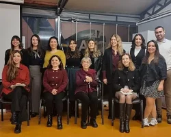 Türkiye’de sistemik terapiye dair kapsamlı bir kaynak hazırlandı: ‘Terapi Odasına Sistemik Bakış’