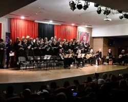 Çiğli’de Rebetiko Korosu Rüzgarı Esti