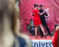 Konak’ta Love Fest rüzgarı esti