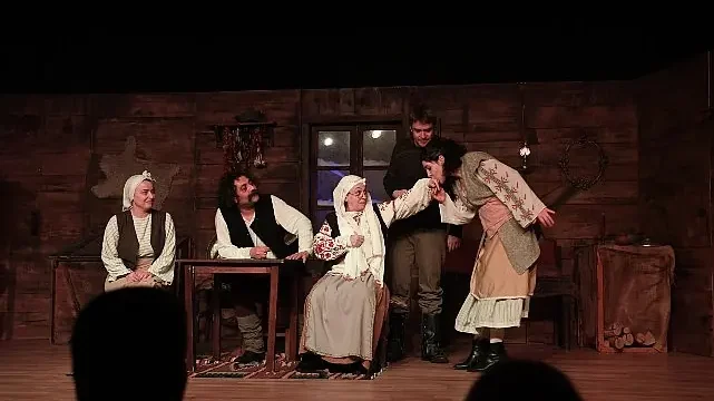 ‘Nevbahar Mübadele Yüzyıllık Sürgün’ Osmangazi’de sahnelendi