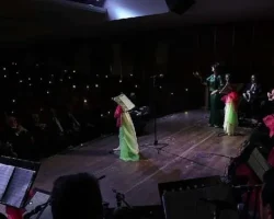 Türk Sanat Müziği Korosundan Muhteşem Performans