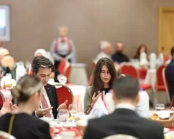 Başkan Denizli, 18 Mart Şehitleri Anma Günü ve Çanakkale Zaferi’nin 110. yıl dönümünde şehit aileleri ve gaziler ile bir araya geldi   