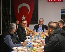 Başkan Eşki sahurda minibüsçülerle buluştu   