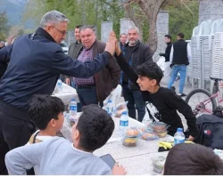 Başkan Topaloğlu’ndan Beldibi’nde iftar