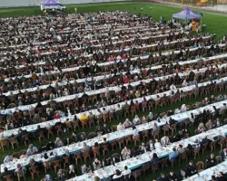 Bayındır Belediyesi Kadir Gecesi’nde İftar Yemeği Düzenledi