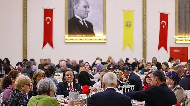 Buca’da şehit aileleri, gaziler ve yakınları için iftar düzenlendi