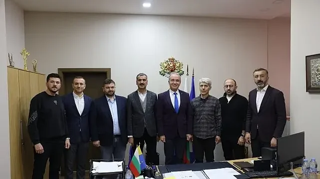 Büyükşehir heyetinden Asenovgrad Belediyesi’ne ziyaret