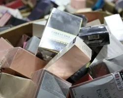 Büyükşehir zabıtasından sahte parfüm operasyonu