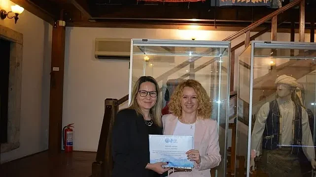 Ege Üniversitesi Etnografya Müzesi’nde “Mitolojide  Kadın ve Kimlik” konuşuldu