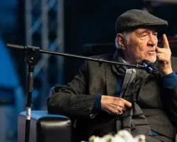 İlber Ortaylı ile Saraçhane’de bayram söyleşisi