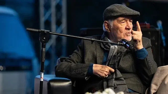 İlber Ortaylı ile Saraçhane’de bayram söyleşisi