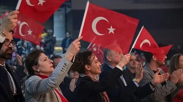Karşıyaka Belediyesi’nden 18 Mart’ta anlamlı gösteri: ‘Bir Ulus Doğuyor’