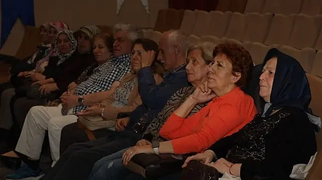Kocaeli’de ilahiler gönüllere dokundu