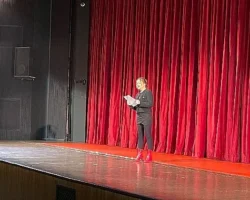Şehrin Tiyatrosu tüm sahnelerinde 8 Mart Dünya Kadınlar Günü’nü kutladı