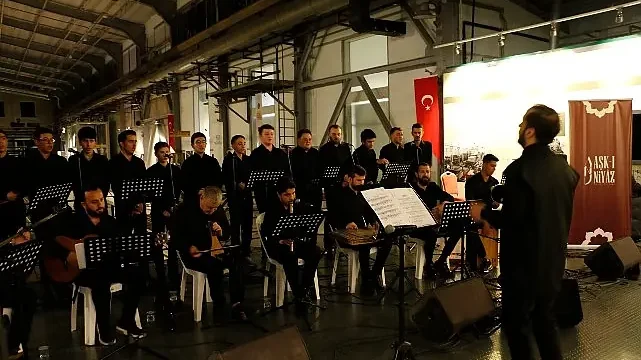 Tasavvuf musikisi gönülleri mest etti