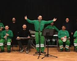 Temizlik işçileri kurdukları orkestra ile konser verecek