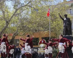 Atatürk’ün Burhaniye’ye gelişinin 91. yıl dönümü törenle kutlandı