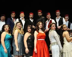 Karşıyaka Belediye Tiyatrosu’nda perde kapanıyor