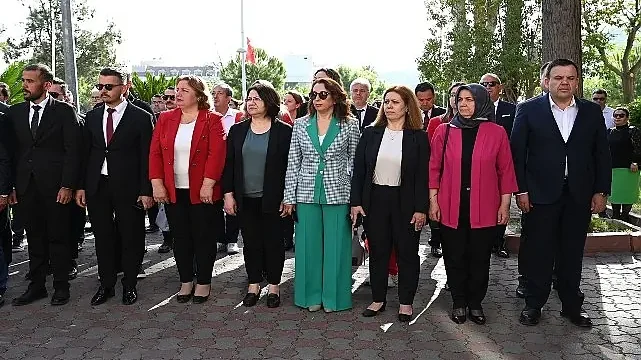Kemer’de 23 Nisan Ulusal Egemenlik ve Çocuk Bayramı kutlandı