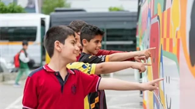 Tugay: Çocuklar yaşadıkları dünyayı koruyarak büyüsünler