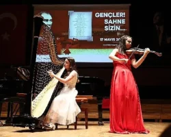 AASSM’de sahne gençlerin
