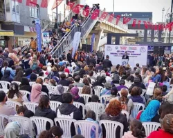 Avcılar’da Anneler Günü Sevgiyle Kutlandı