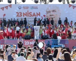 Avcılar’da ertelenen bayram, büyük bir coşkuyla kutlandı