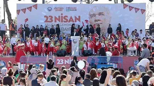Avcılar’da ertelenen bayram, büyük bir coşkuyla kutlandı