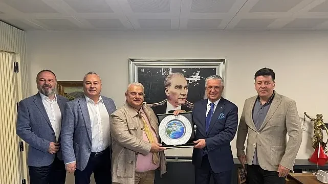 Babayev’e teşekkür plaketi